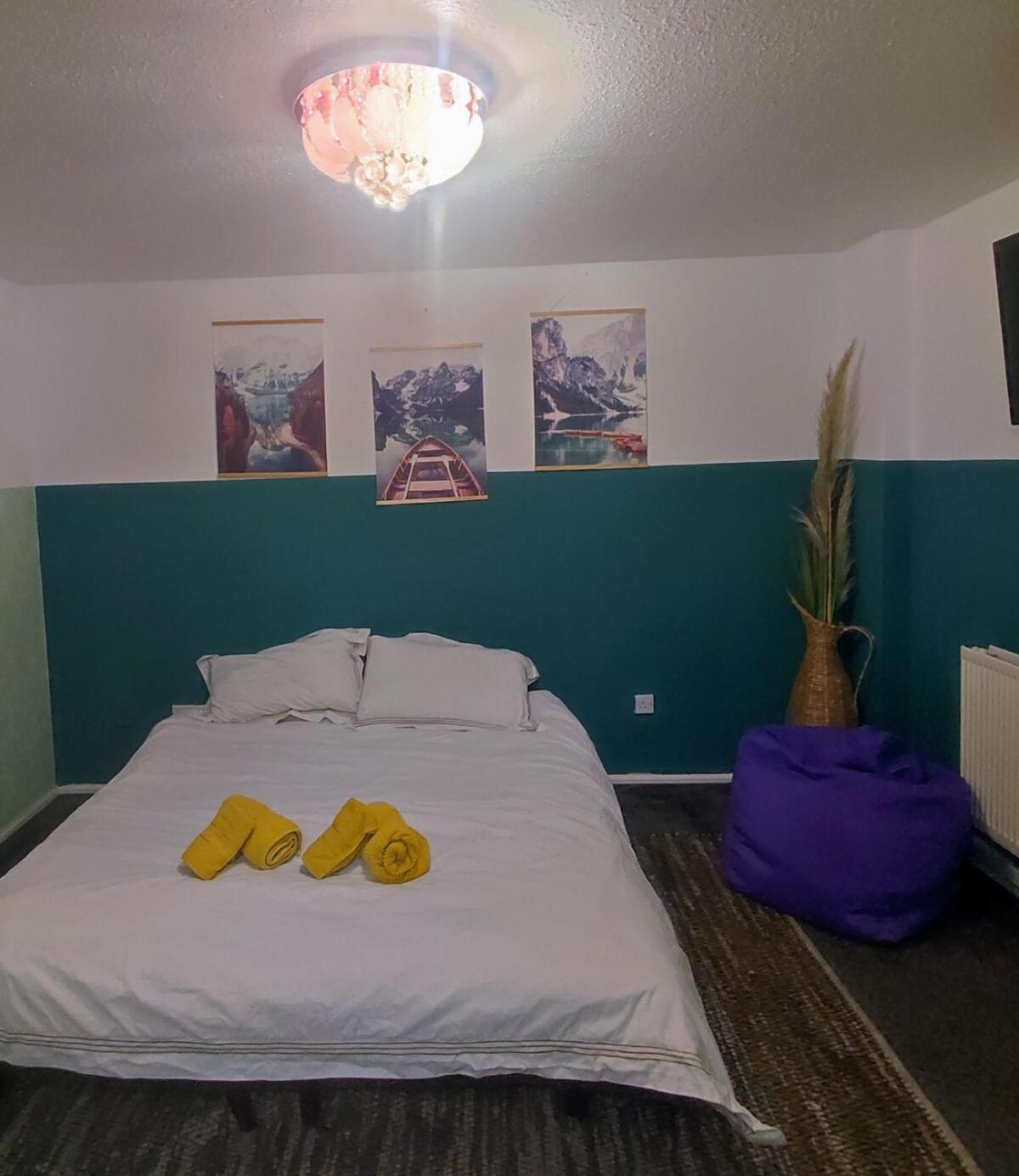 Bright Maisonette Near Apartamento